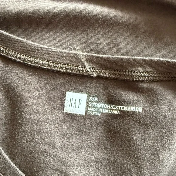 GAP Brown Tank - Picture 4 of 5